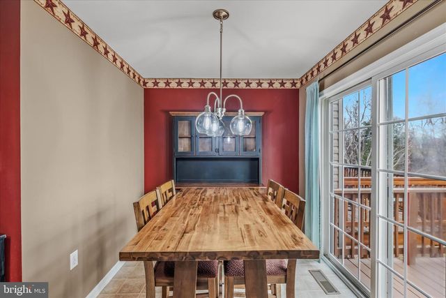 56 TEAGUE LN, Martinsburg, WV 25404