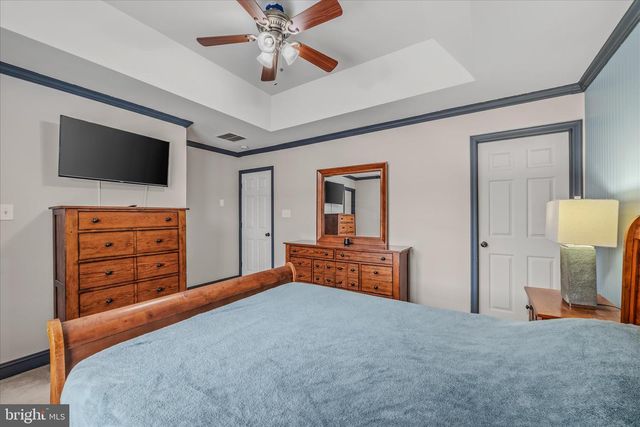 56 TEAGUE LN, Martinsburg, WV 25404