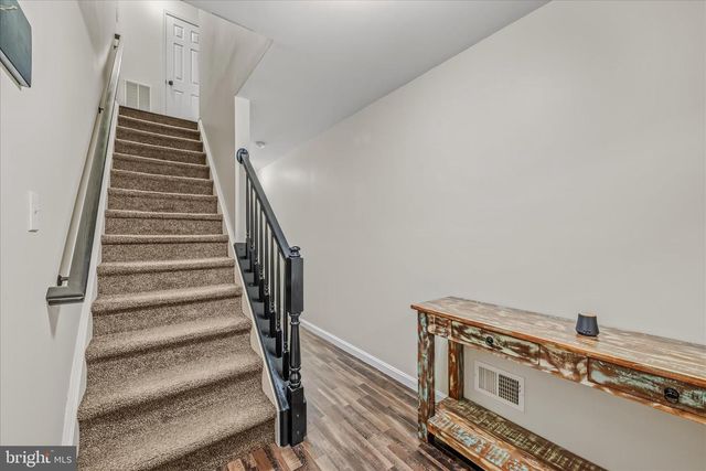 56 TEAGUE LN, Martinsburg, WV 25404