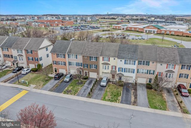 56 TEAGUE LN, Martinsburg, WV 25404