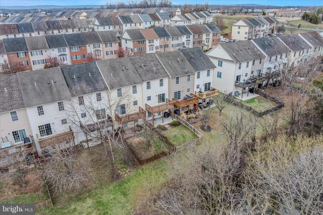 56 TEAGUE LN, Martinsburg, WV 25404