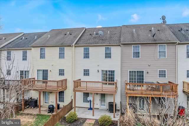 56 TEAGUE LN, Martinsburg, WV 25404