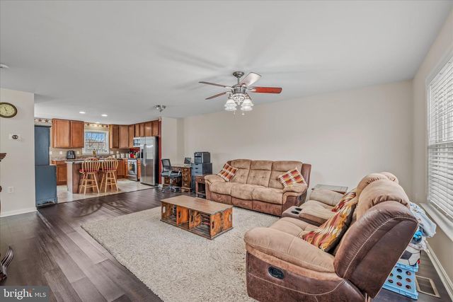 56 TEAGUE LN, Martinsburg, WV 25404