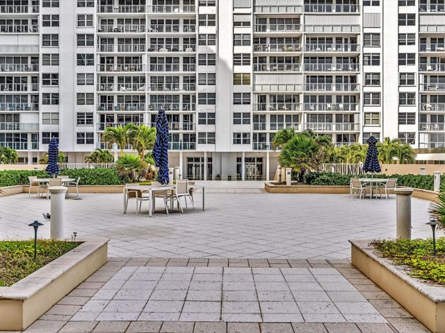 4300 N Ocean Boulevard 19H, Fort Lauderdale, FL 33308