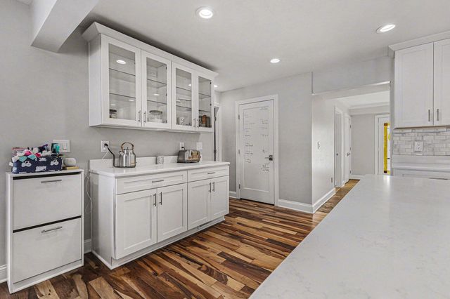 5449 Countryside Drive, Saline, MI 48176