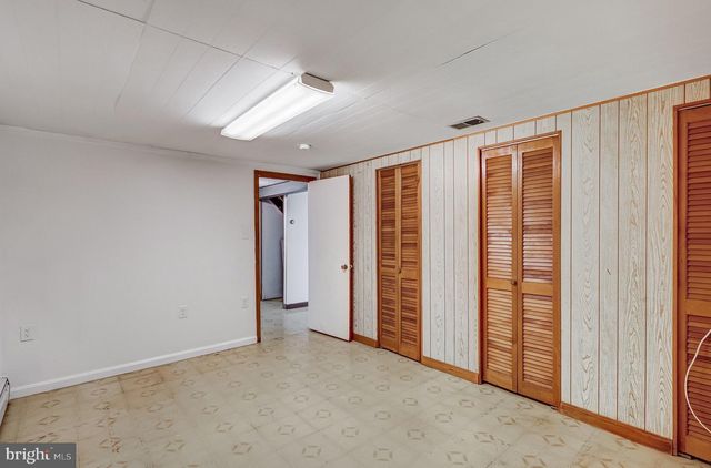 5618 7TH ST N, Arlington, VA 22205