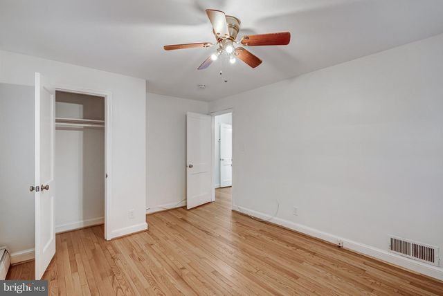 5618 7TH ST N, Arlington, VA 22205