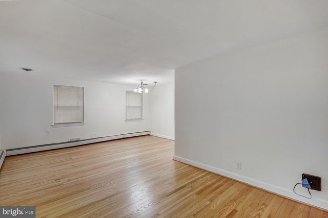 5618 7TH ST N, Arlington, VA 22205