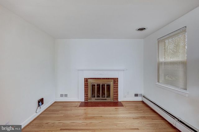 5618 7TH ST N, Arlington, VA 22205