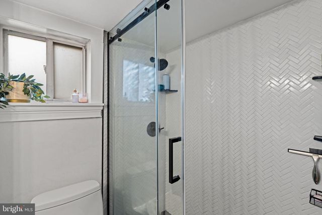 1211 TASKER ST, Philadelphia, PA 19148