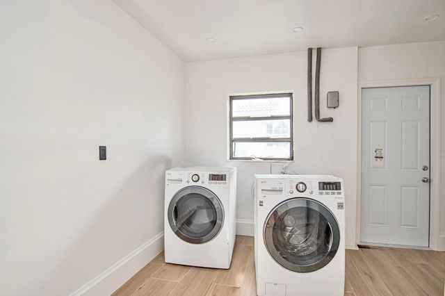 6761 S Grande Drive, Boca Raton, FL 33433