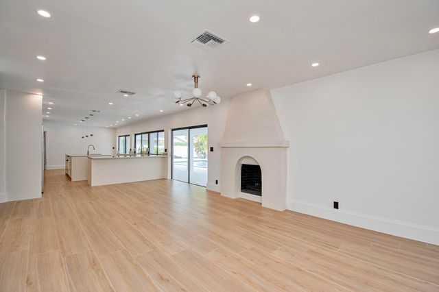 6761 S Grande Drive, Boca Raton, FL 33433