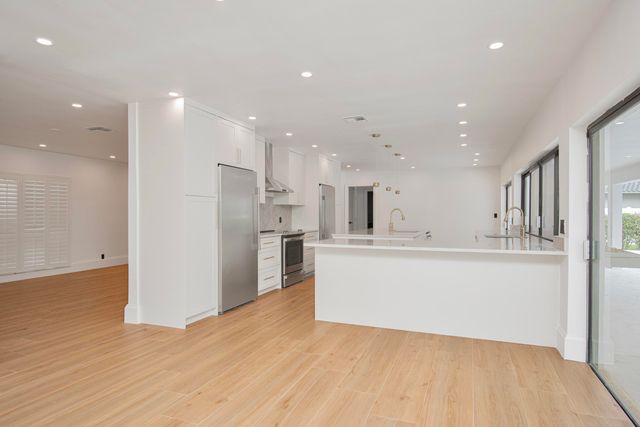 6761 S Grande Drive, Boca Raton, FL 33433