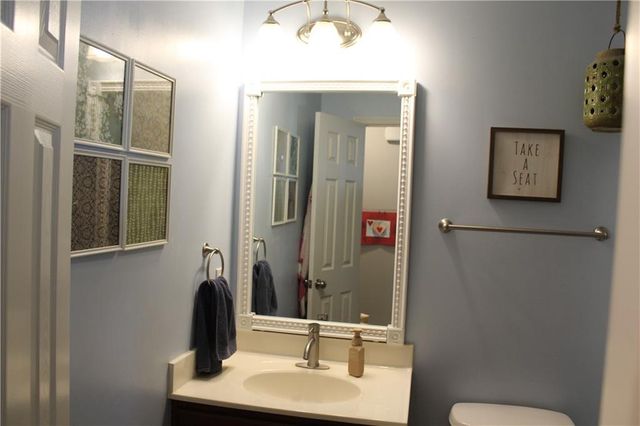 1906 161st Terrace, Basehor, KS 66007