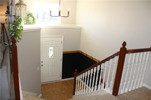 1906 161st Terrace, Basehor, KS 66007