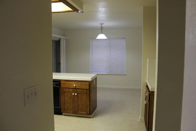 2233 E Christopher Drive, Fresno, CA 93720