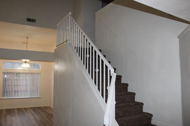 2233 E Christopher Drive, Fresno, CA 93720