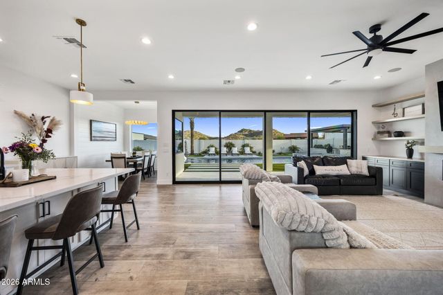 2889 W SUN BEAM Lane, Queen Creek, AZ 85144