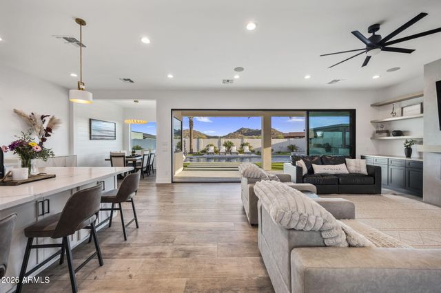 2889 W SUN BEAM Lane, Queen Creek, AZ 85144