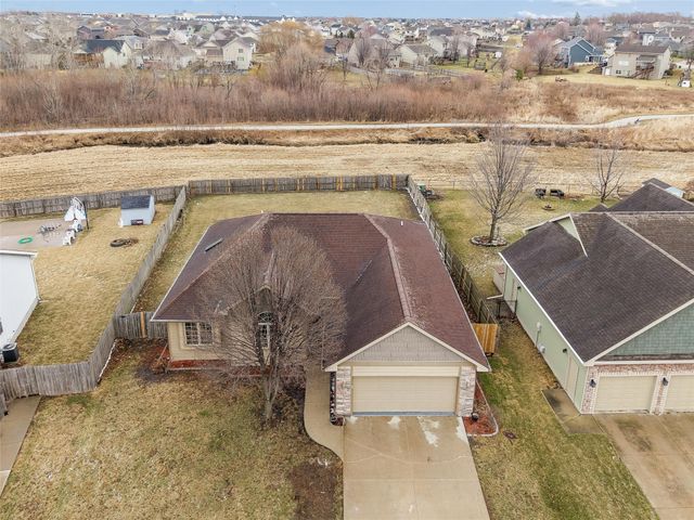 511 Mallard Pointe Drive NW, Bondurant, IA 50035