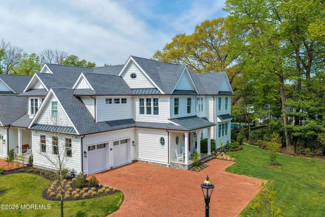 13 Bingham Court, Rumson, NJ 07760