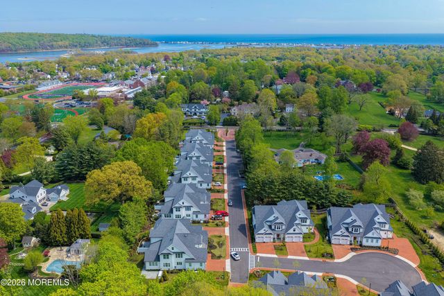 13 Bingham Court, Rumson, NJ 07760