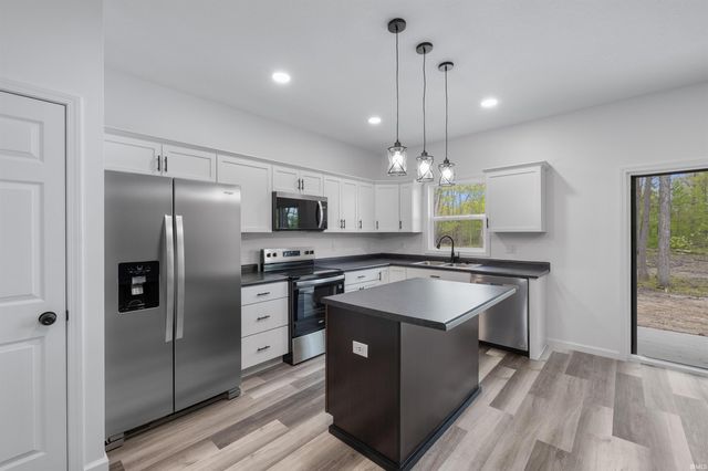 2611 Sheridan Road, Fort Wayne, IN 46803