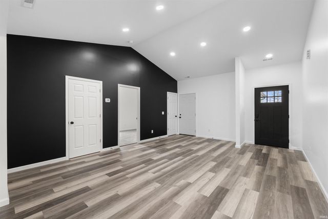 2611 Sheridan Road, Fort Wayne, IN 46803