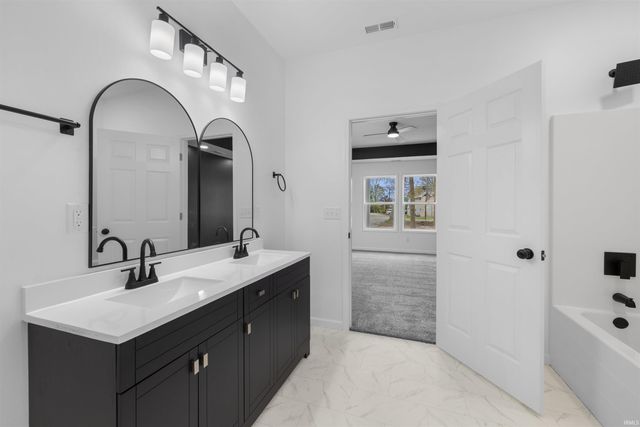 2611 Sheridan Road, Fort Wayne, IN 46803