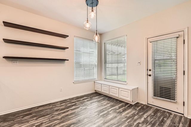 65 White Magnolia CIR 55, Lakeway, TX 78734