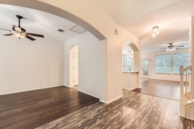 65 White Magnolia CIR 55, Lakeway, TX 78734