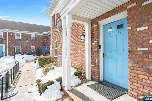 55 Schuyler Avenue 9, North Arlington, NJ 07031