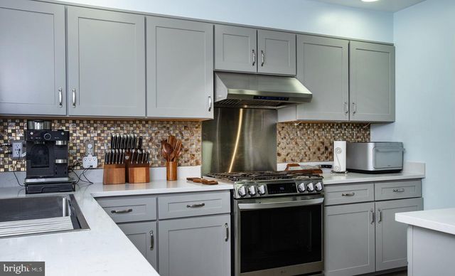 232 OSPREY LN, Hummelstown, PA 17036