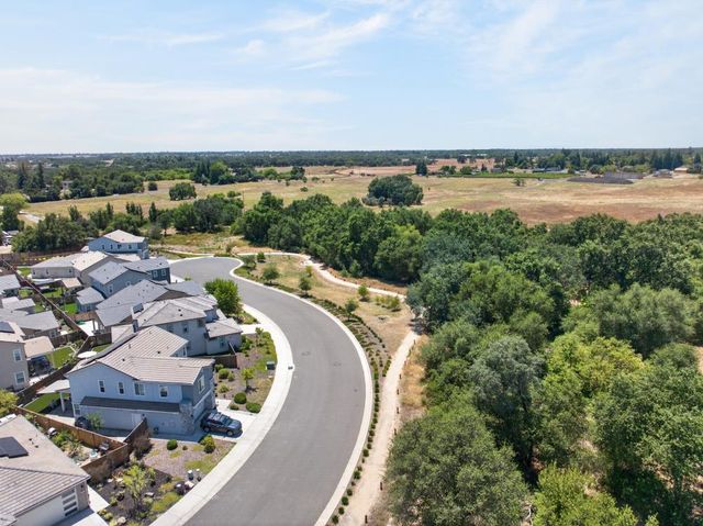 8330 Claret St, Roseville, CA 95747