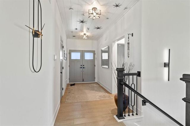 6141 N Chelsea Avenue, Kansas City, MO 64119