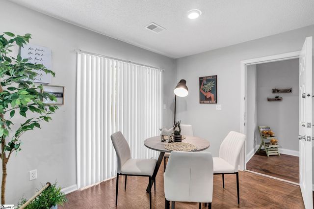 38 Shore Drive, Greenville, SC 29611