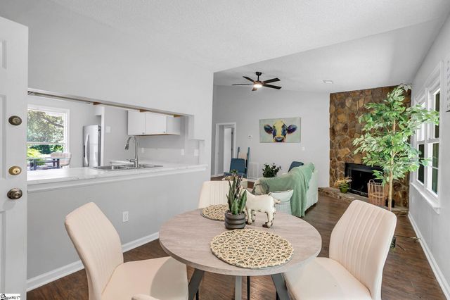 38 Shore Drive, Greenville, SC 29611