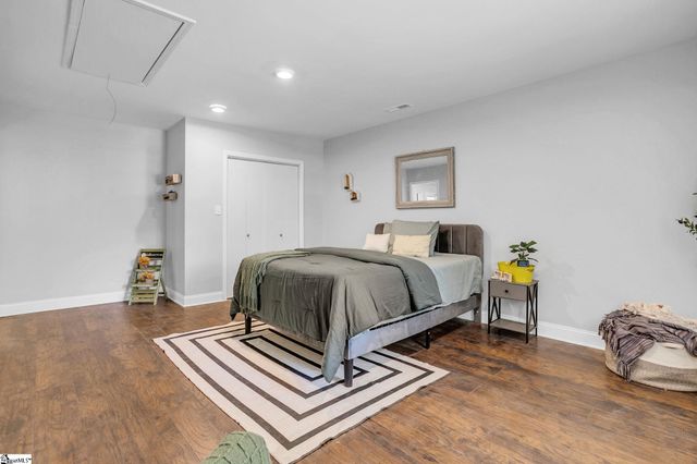 38 Shore Drive, Greenville, SC 29611