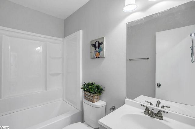 38 Shore Drive, Greenville, SC 29611
