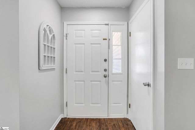 38 Shore Drive, Greenville, SC 29611