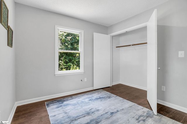 38 Shore Drive, Greenville, SC 29611