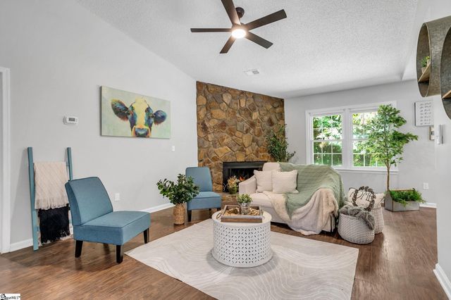 38 Shore Drive, Greenville, SC 29611