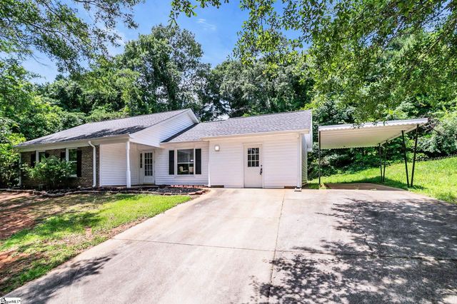 38 Shore Drive, Greenville, SC 29611