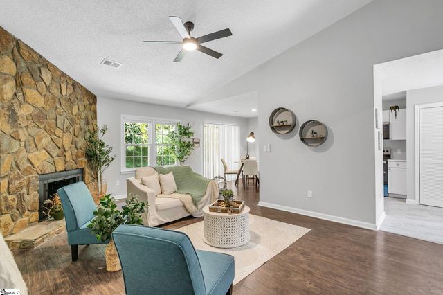 38 Shore Drive, Greenville, SC 29611