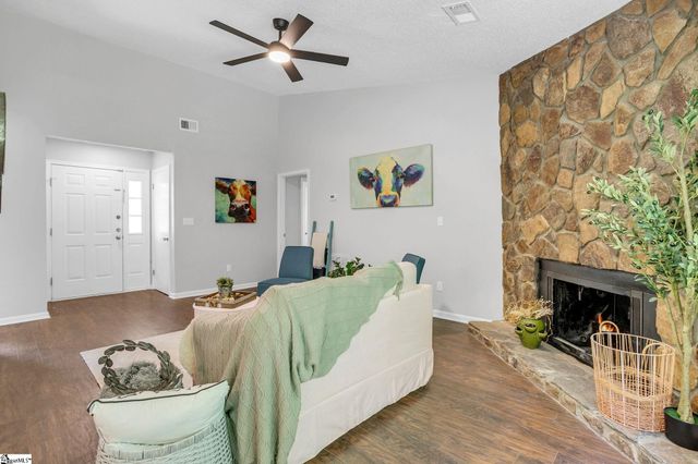 38 Shore Drive, Greenville, SC 29611