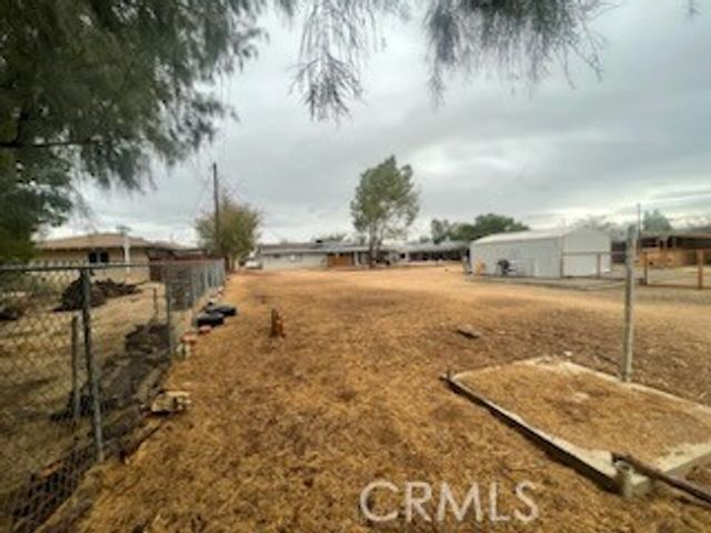 21815 Goshute Avenue, Apple Valley, CA 92307