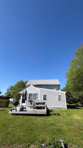 248 County Rd 39, Southampton, NY 11968