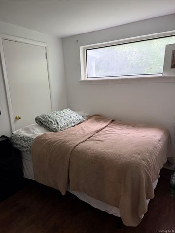 248 County Rd 39, Southampton, NY 11968