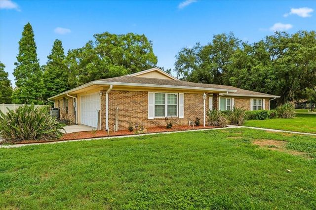 137 WOOD HALL DRIVE, Mulberry, FL 33860