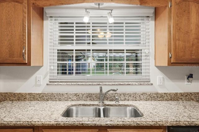 137 WOOD HALL DRIVE, Mulberry, FL 33860